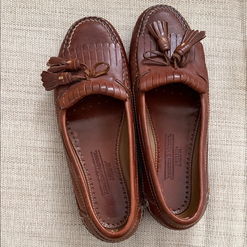 Johnston & Murphy Brown Leather Tassle Kiltie Slip on Loafer Loafers 20-6110, 9B